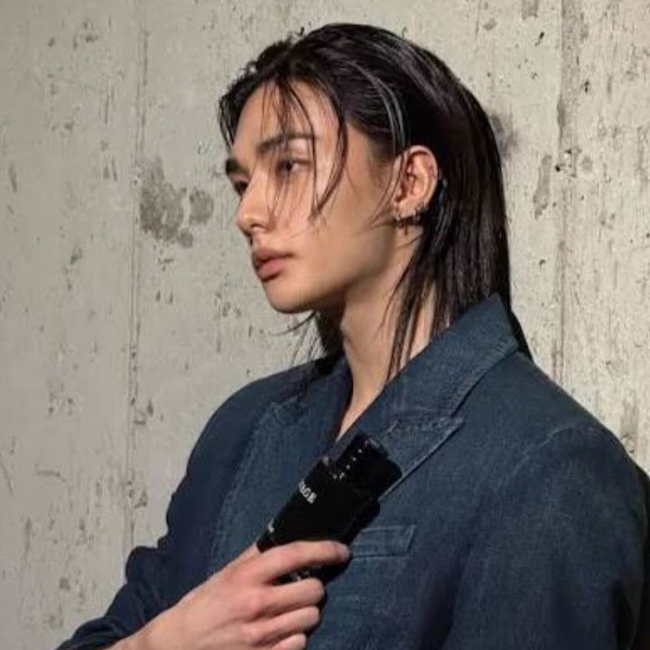 hyunjin thumbnail