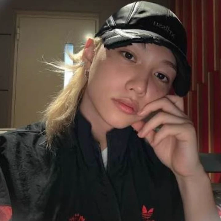 LEE FELIX thumbnail