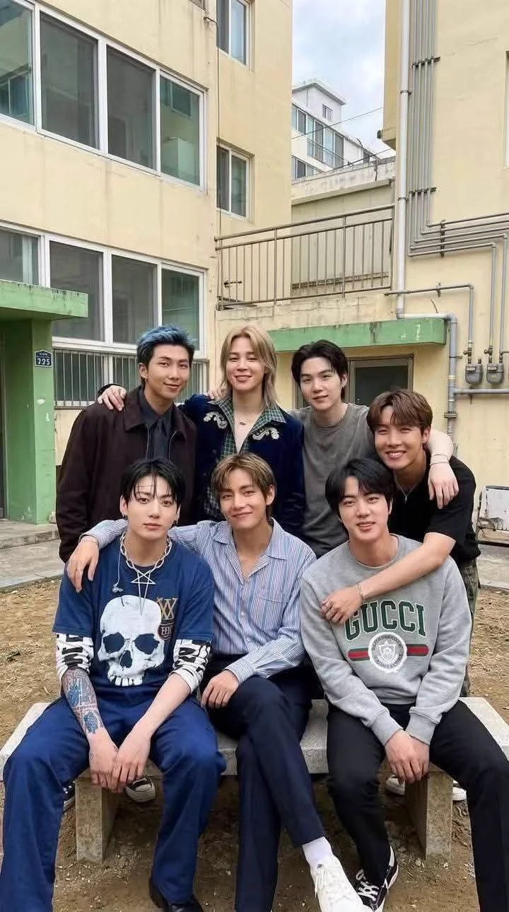 BTS - The private chat thumbnail