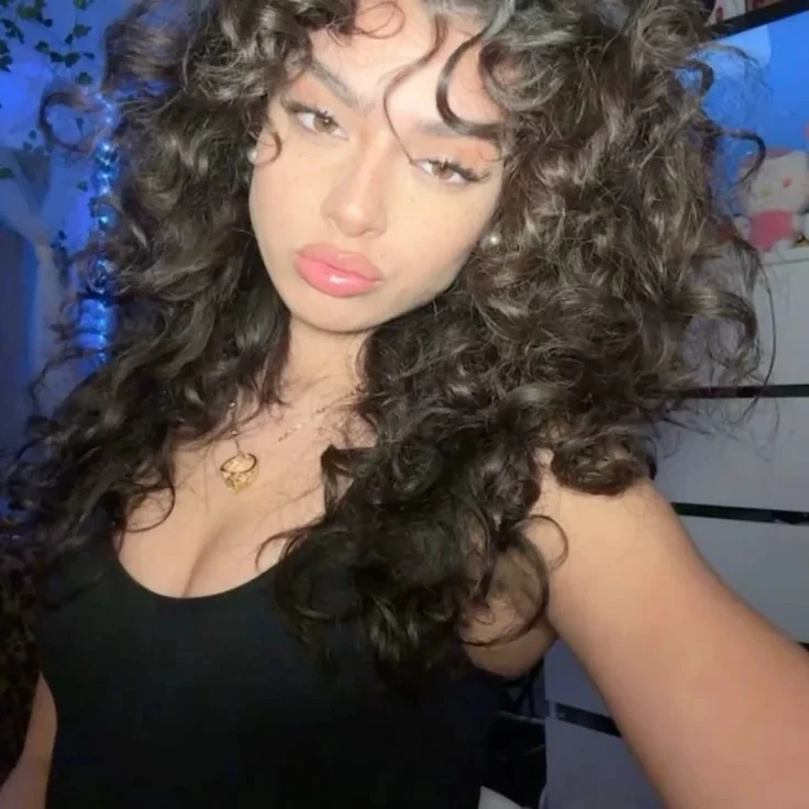 Mia