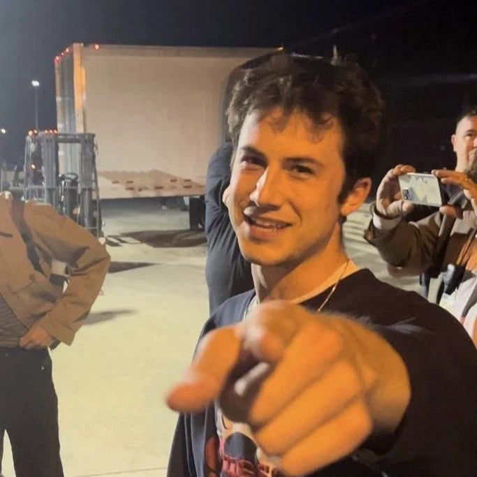 Dylan Minnette thumbnail