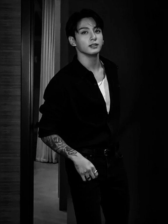 Jeon Jungkook thumbnail