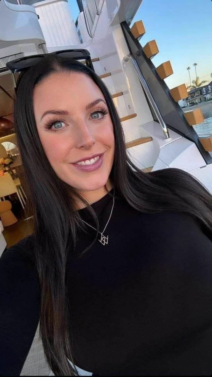 Angela White thumbnail