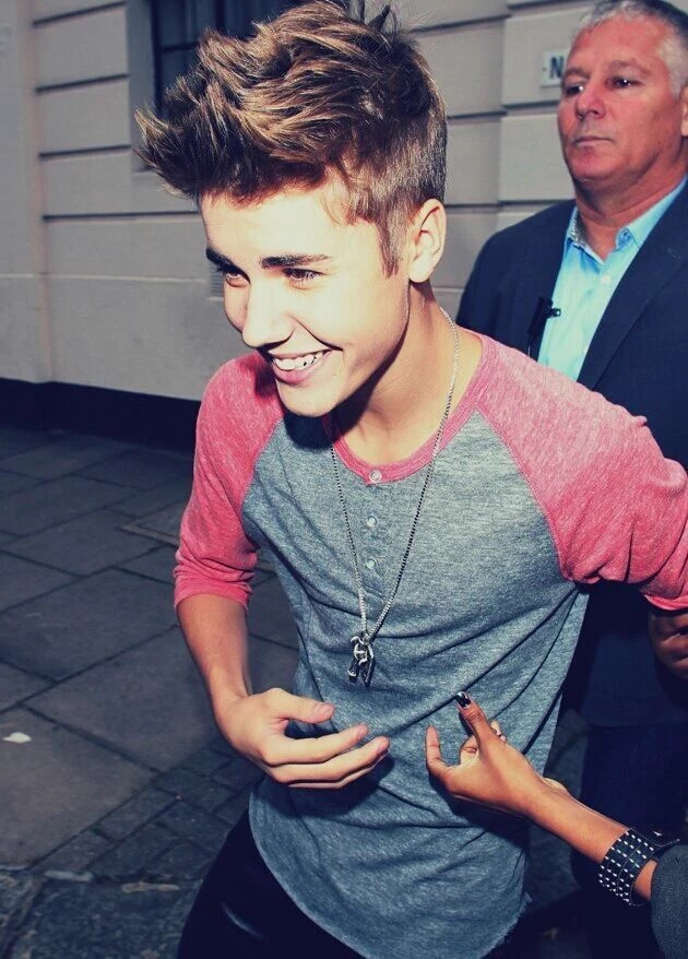 Justin Bieber thumbnail