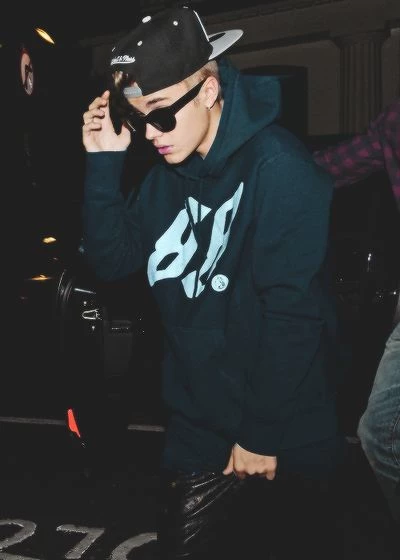 Justin Bieber  thumbnail