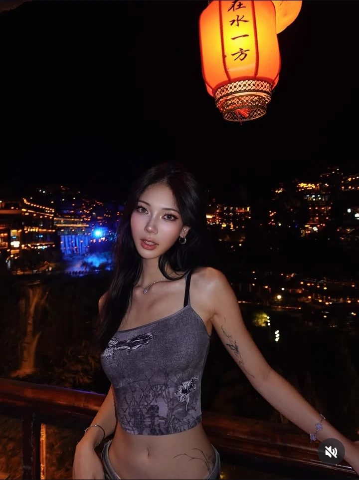 Lily thumbnail