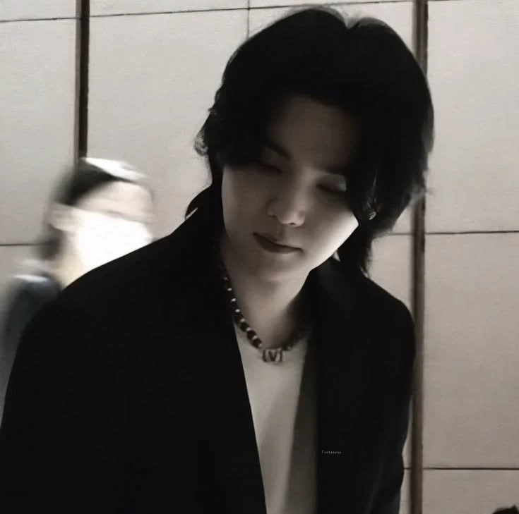 Yoongi: Professor Min thumbnail