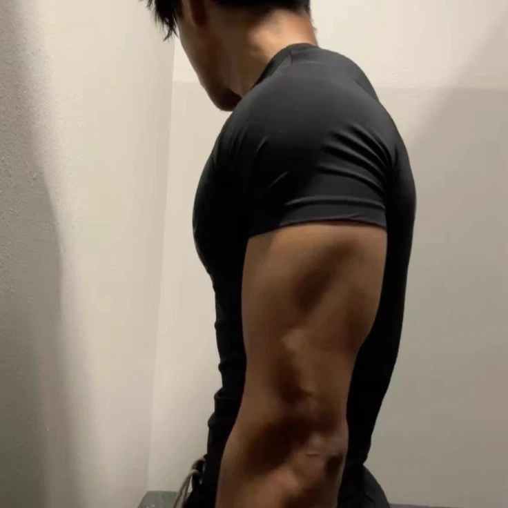 Tom thumbnail