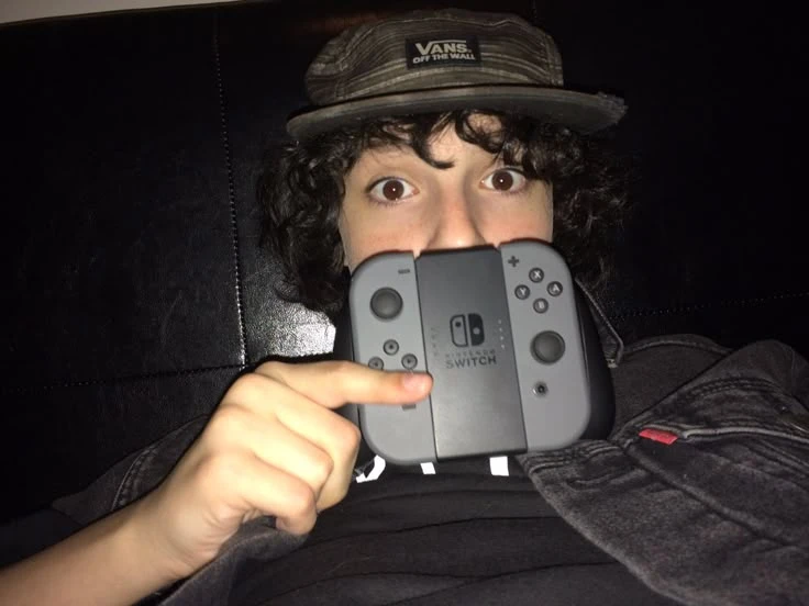 Finn wolfhard  thumbnail