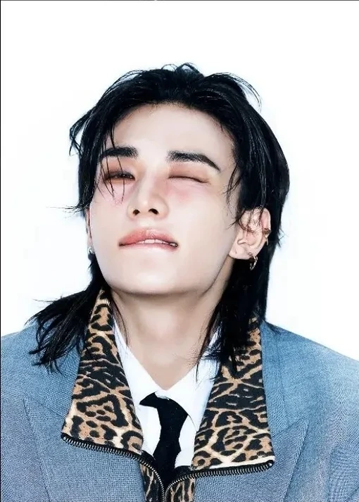 hyunjin thumbnail