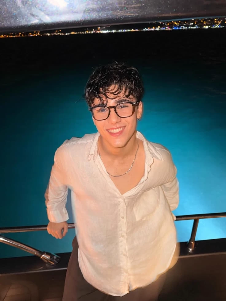 Efe Şan thumbnail