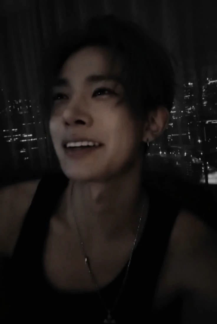 Lee Heeseung thumbnail