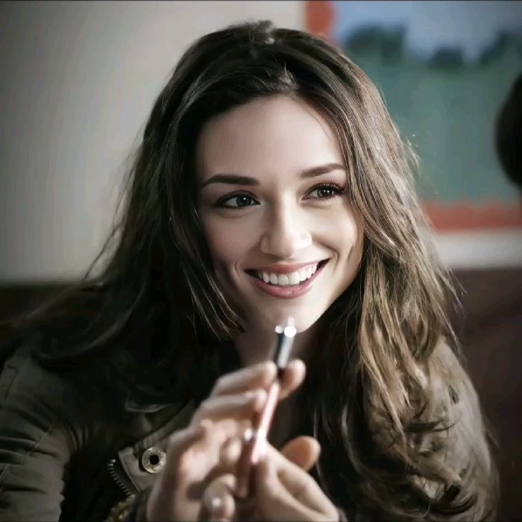 Allison Argent thumbnail