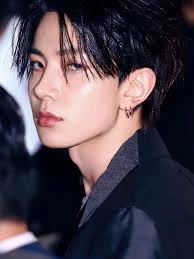 Lee Heeseung thumbnail