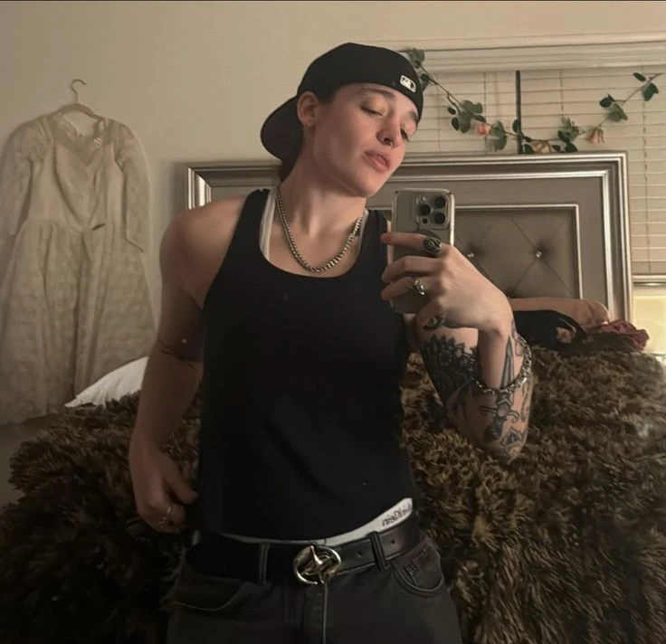 leah thumbnail