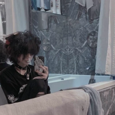 Max (Vomitboyx) thumbnail