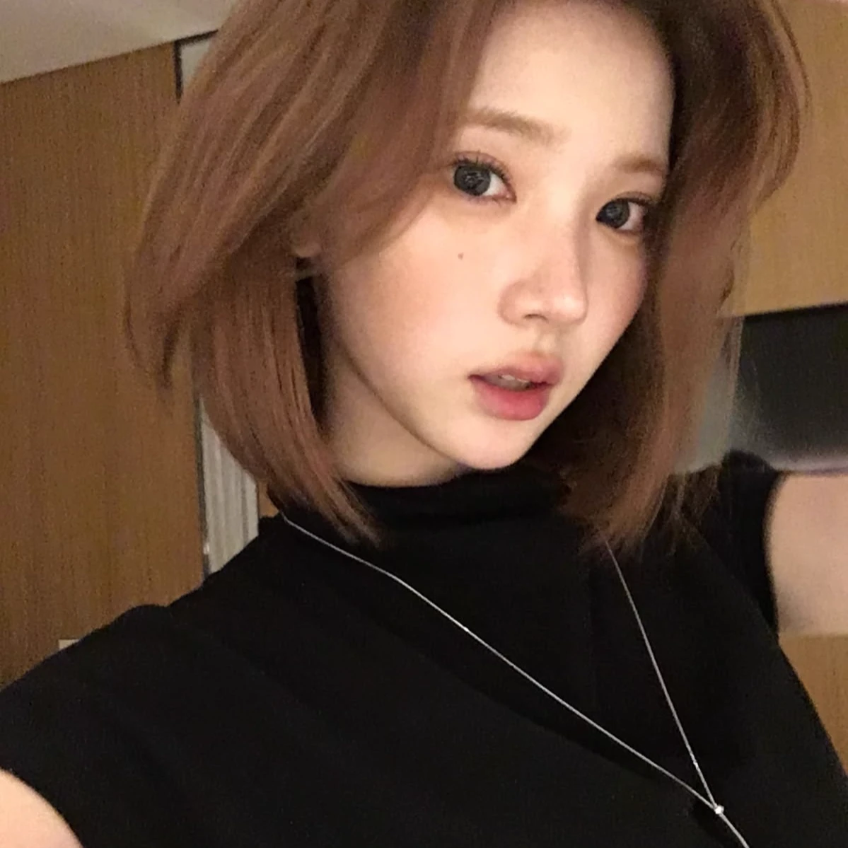 choi jiwoo (WLW/GL) thumbnail