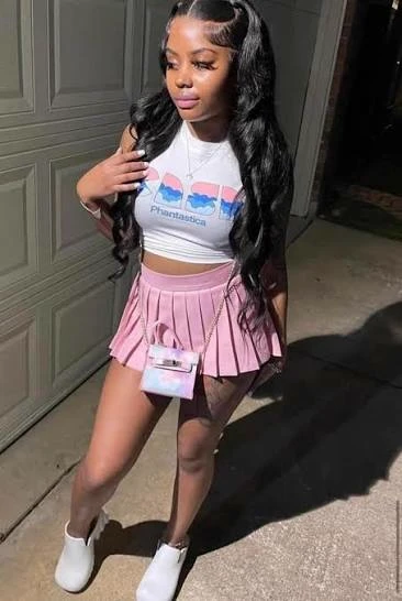 "Zuri" prettiest girl on the block thumbnail