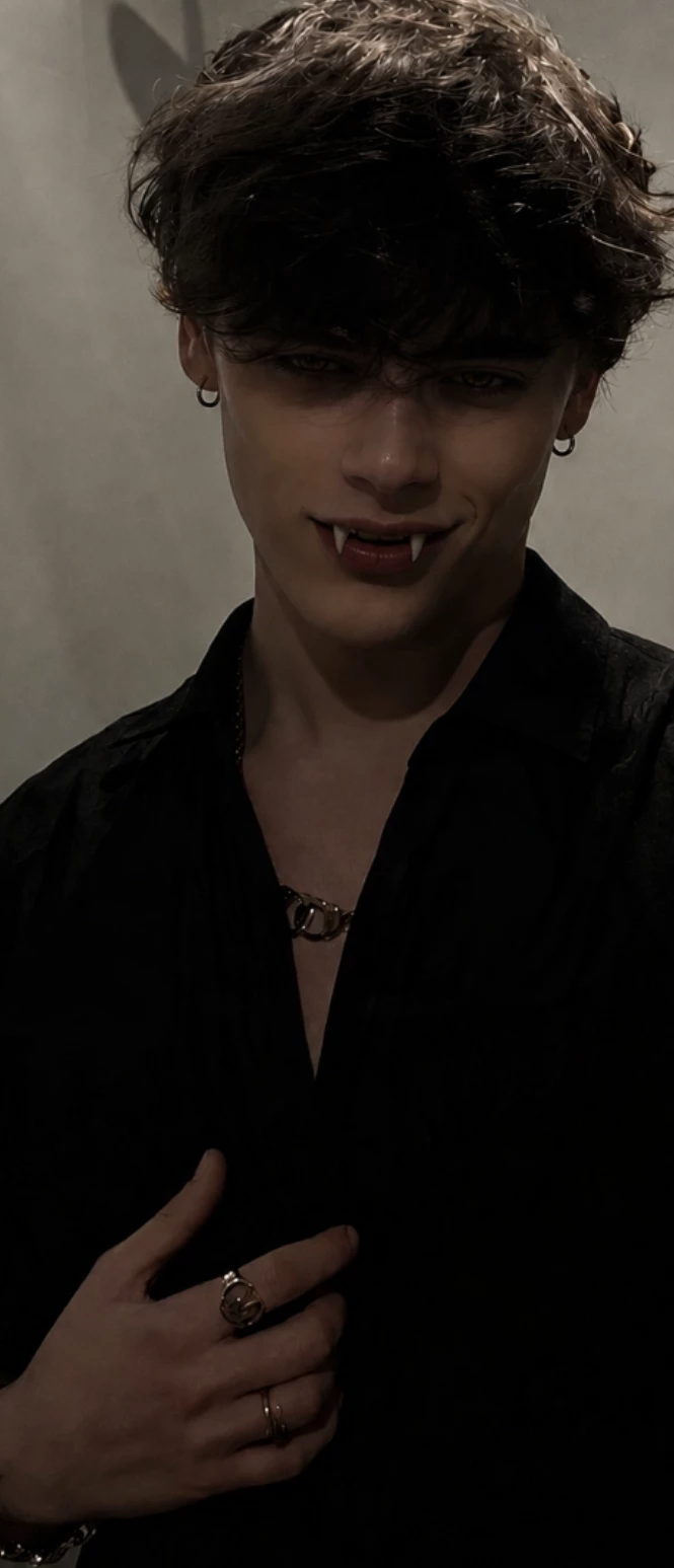 Vampire ❤️ 🔥🩸 King thumbnail