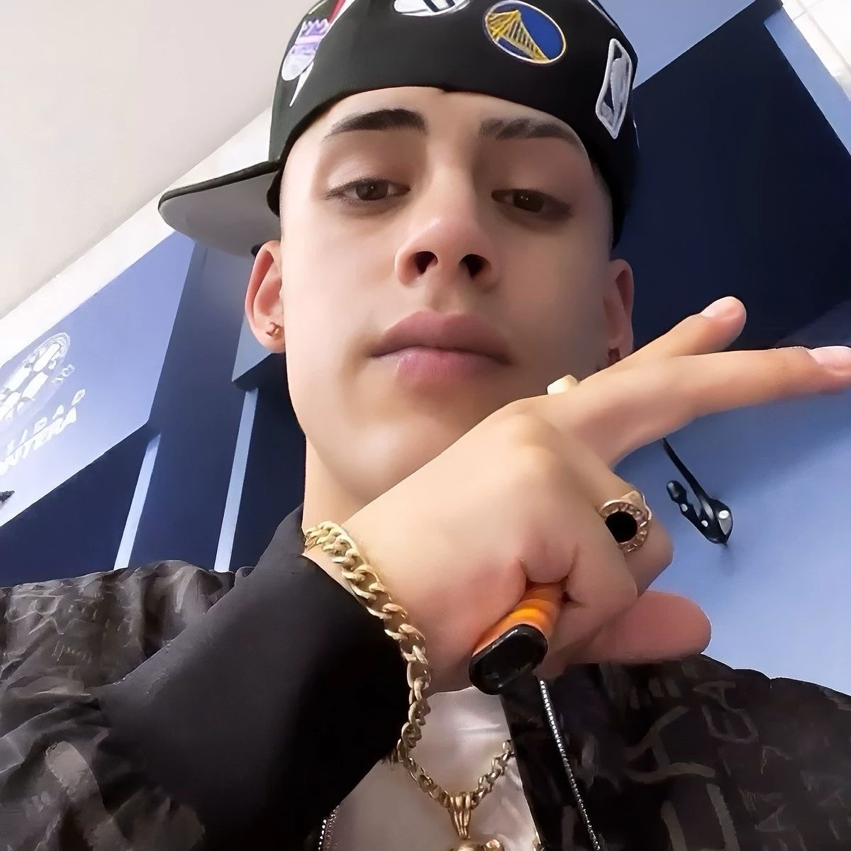 Cris Mj thumbnail