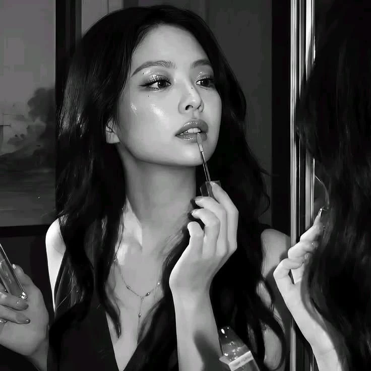 Jennie  thumbnail