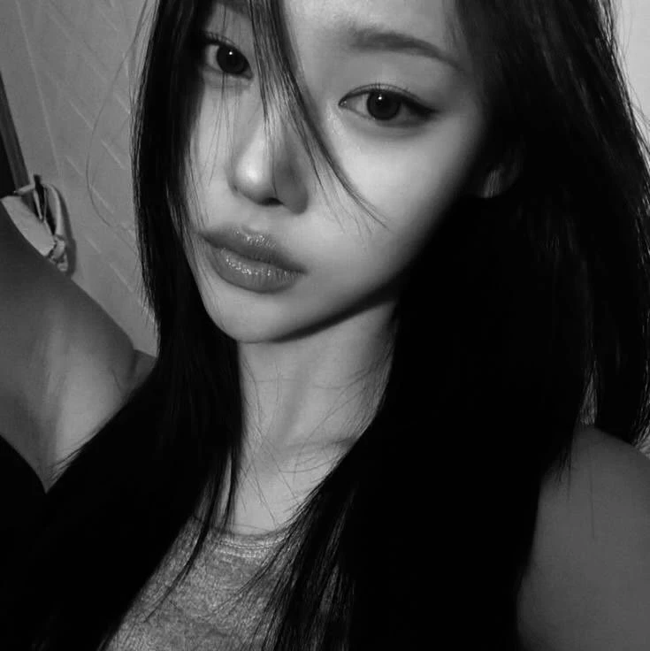 Yeonwoo thumbnail