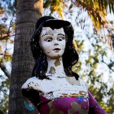 Snow White (The Sentinel Statue) thumbnail