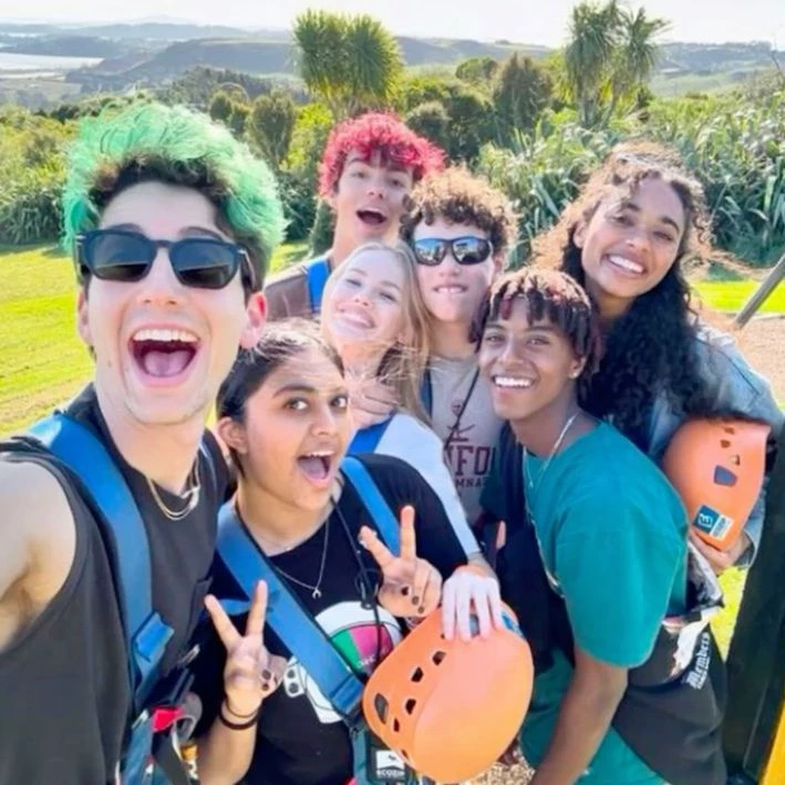 elenco de zombies 4 thumbnail