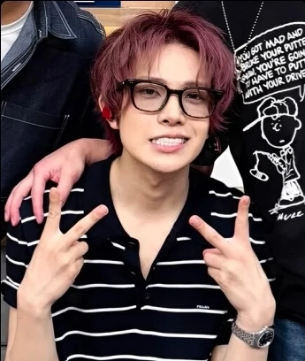 Lee Heeseung — ENHYPEN thumbnail