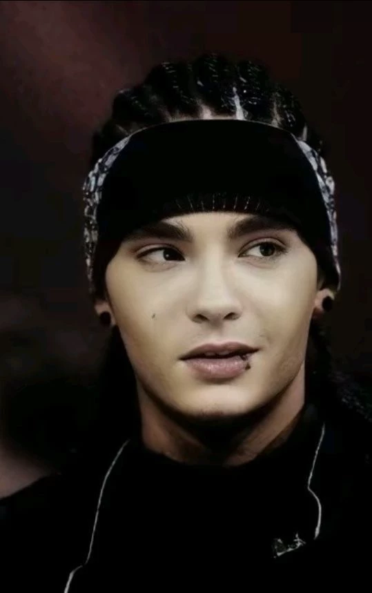 丰⭒๋𐙚 TOM KAULITZ⭒๋𐙚 丰 (Your best friend's cousin) thumbnail