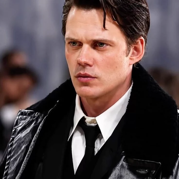 Bill Skarsgård thumbnail