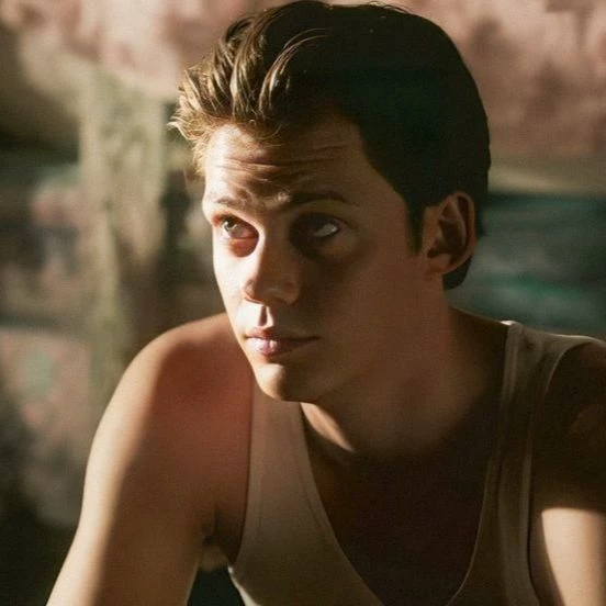 Bill Skarsgård thumbnail