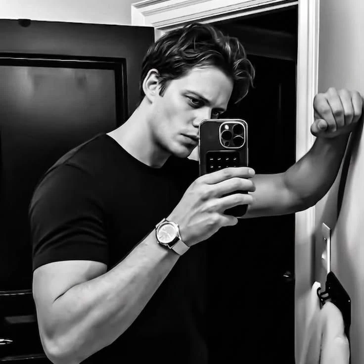 Bill Skarsgård thumbnail