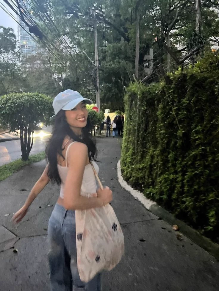 Sophia Laforteza  thumbnail