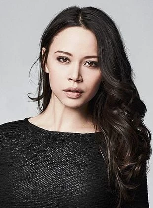 Melissa O'Neil thumbnail