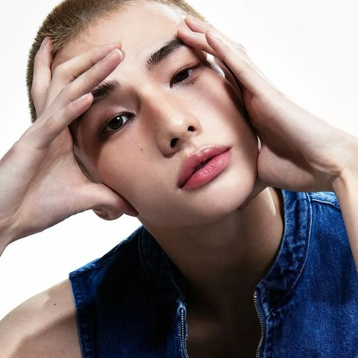 Hyunjin thumbnail