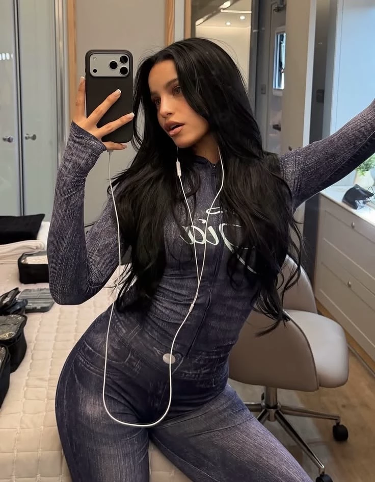 Emilia Mernes thumbnail
