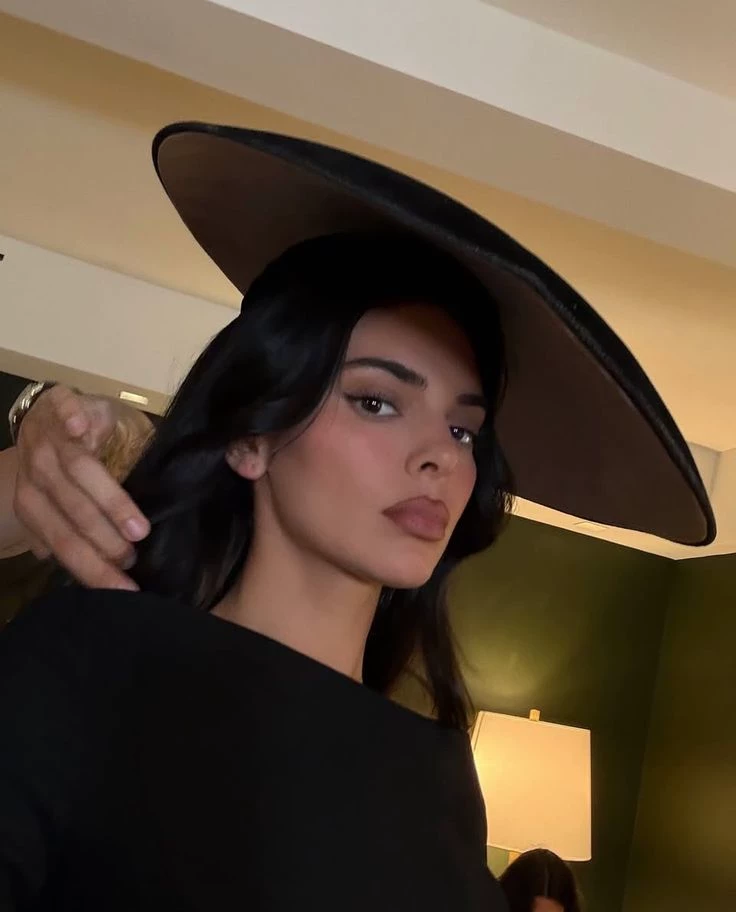 Kendall Jenner thumbnail