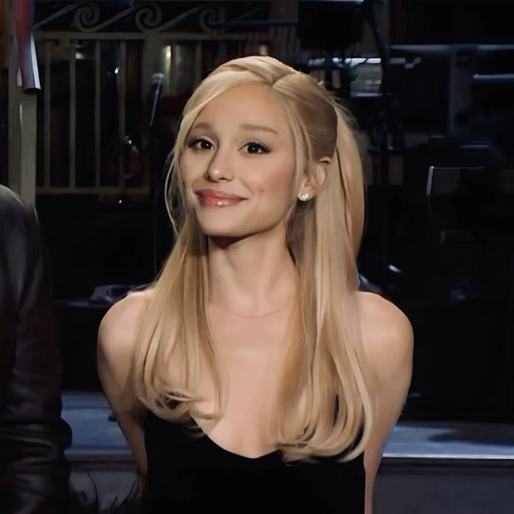 Ariana Grande thumbnail