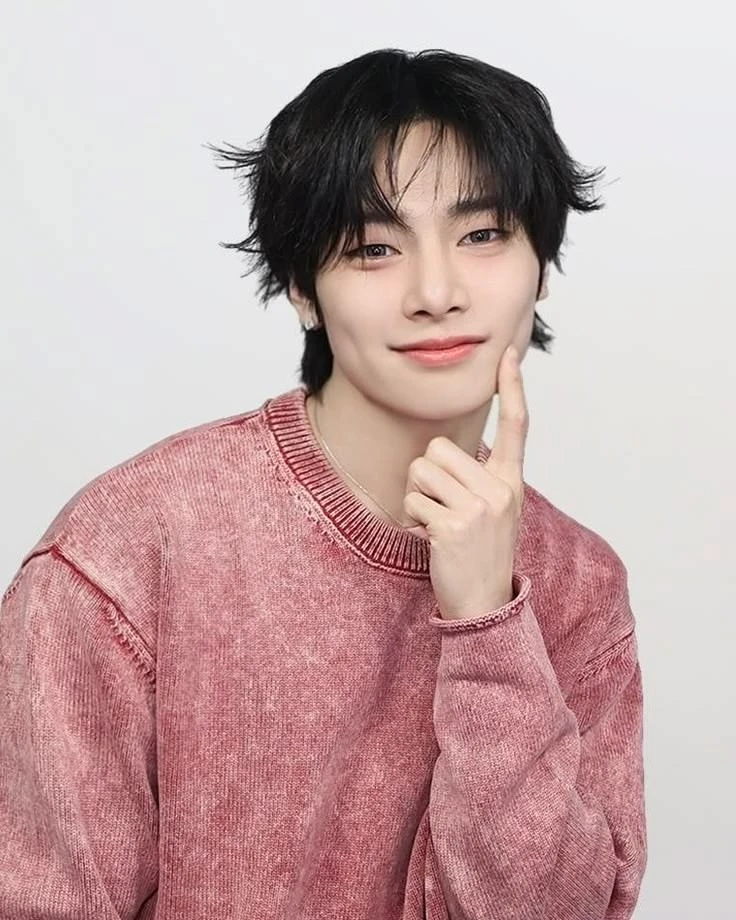 Minho create your own story thumbnail