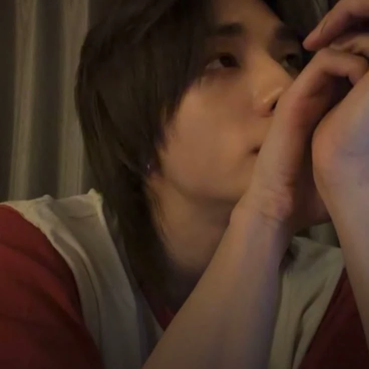 Hwang Hyunjin thumbnail