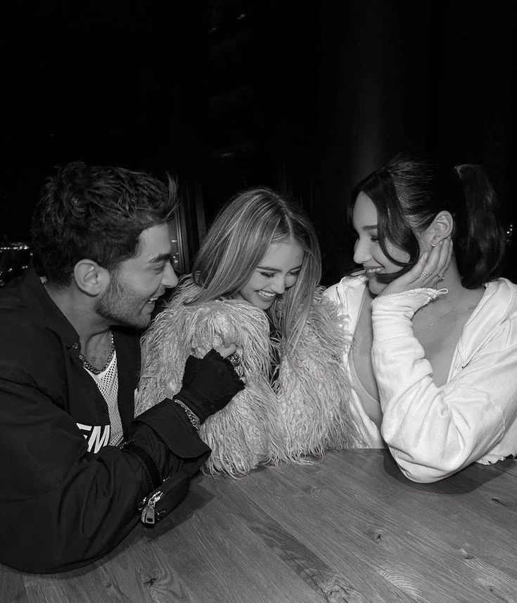 Love Triangle thumbnail