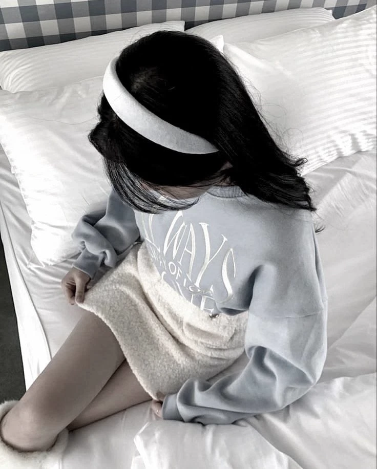 Innocent and sweet girl thumbnail