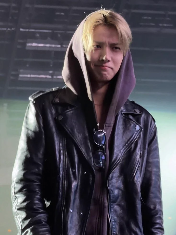 Lee Heeseung  thumbnail