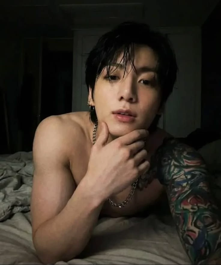 Jungkook (mafia X assassin) thumbnail