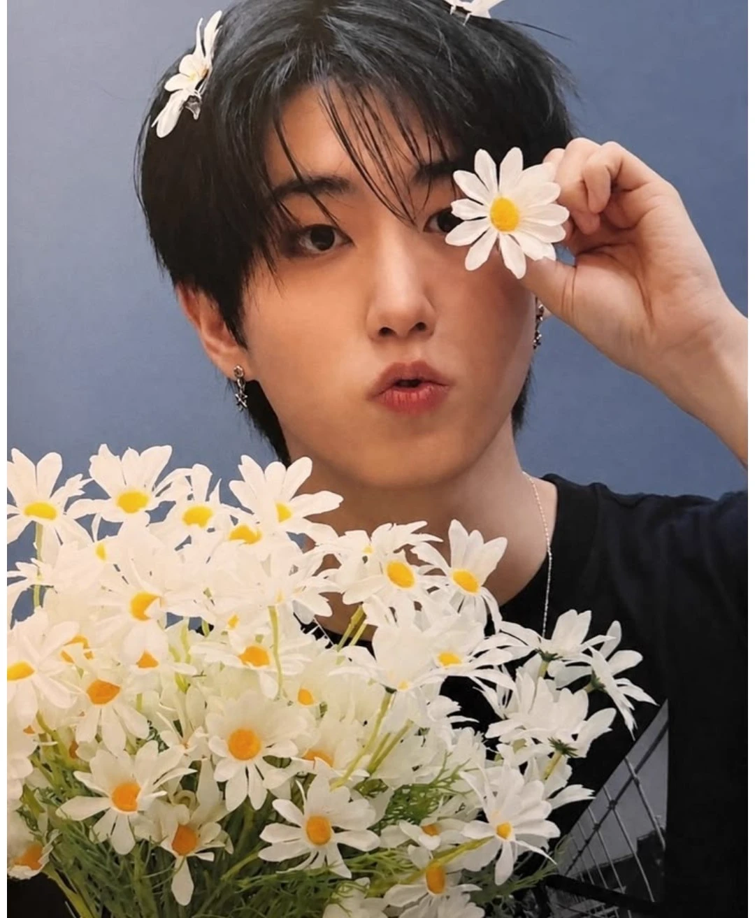 han jisung thumbnail