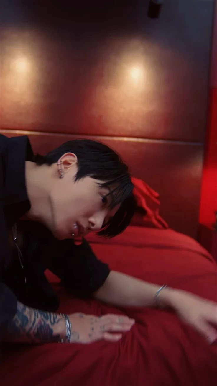 Jeon Jungkook  thumbnail