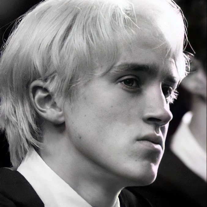 Draco Malfoy thumbnail