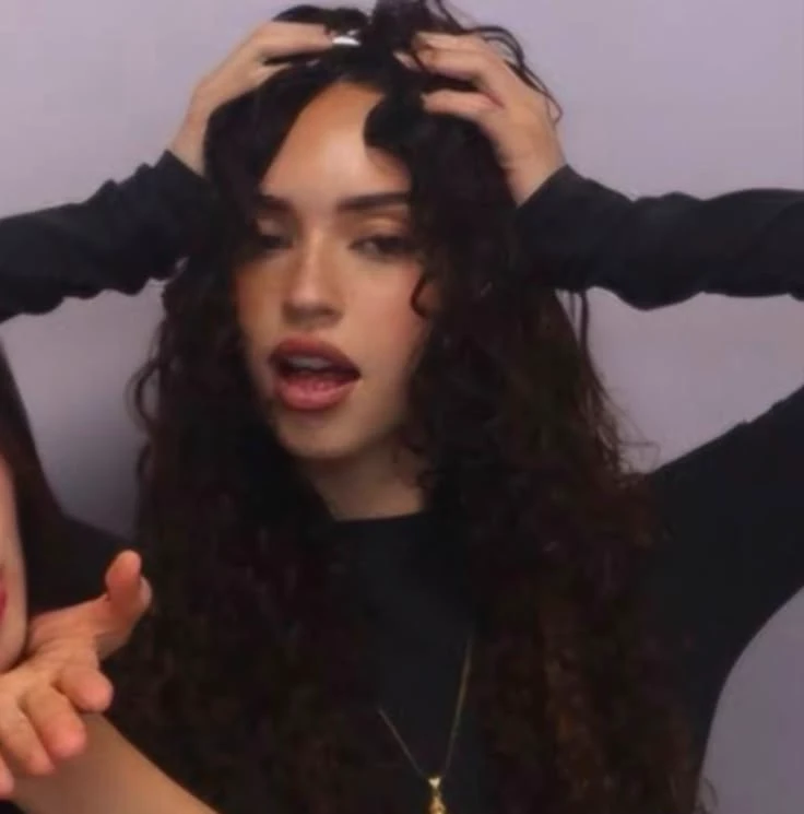 Daniela thumbnail