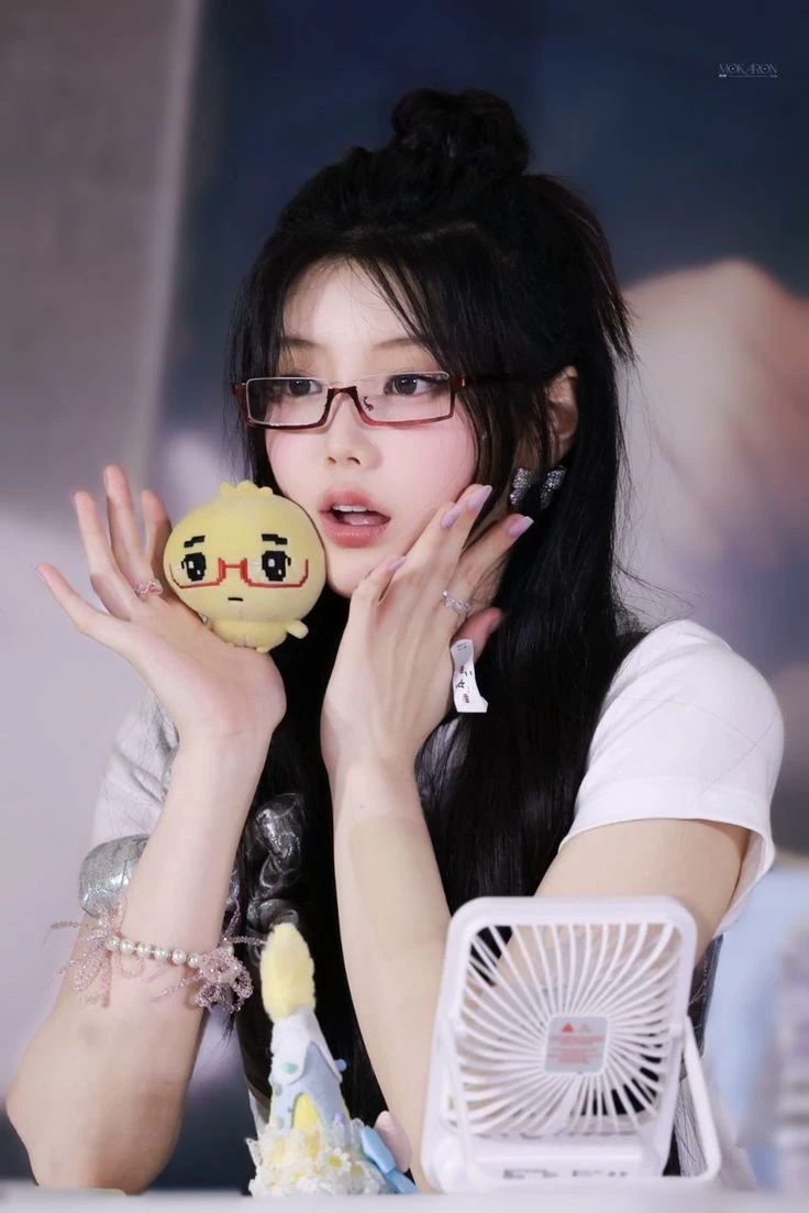 Wonhee|GL thumbnail